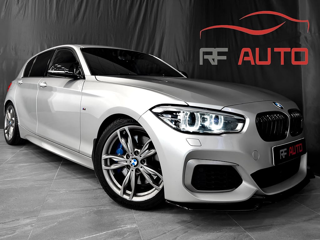 BMW M135i xDrive LCI MHD-Steg 2+ Downpipe Navi H/K SV-SÅLD