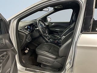 Ford Kuga 2.0 TDCi AWD Powershift ST-Line S&V-Däck/Kamera/Drag – bild 7