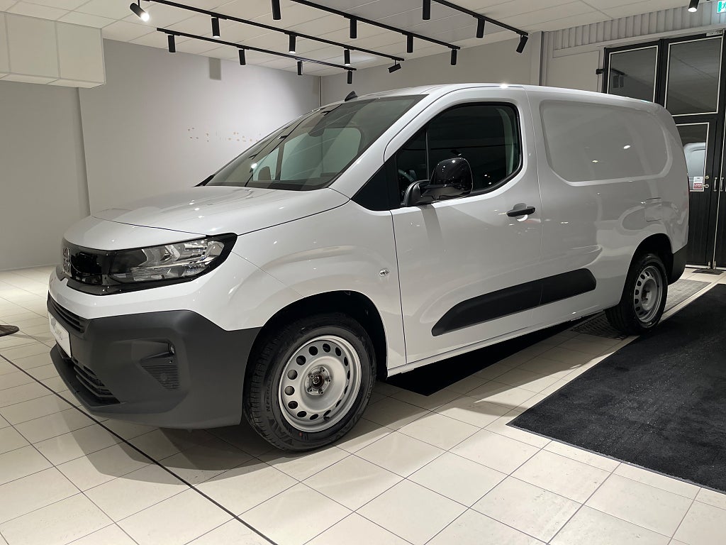 Opel Combo Van L2 1.5 BlueHDi 130 EAT Euro 6 *Dragkrok, Värmare