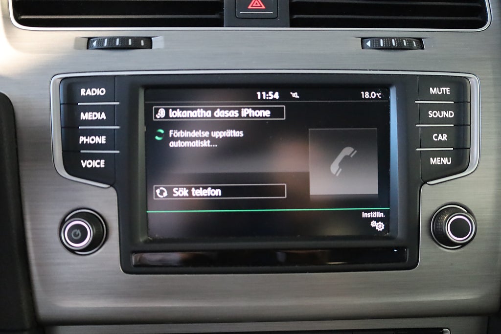 Volkswagen Golf 5-dörrar 1.6 TDI  4Motion Drag Värmare Blåtand Carplay 2016