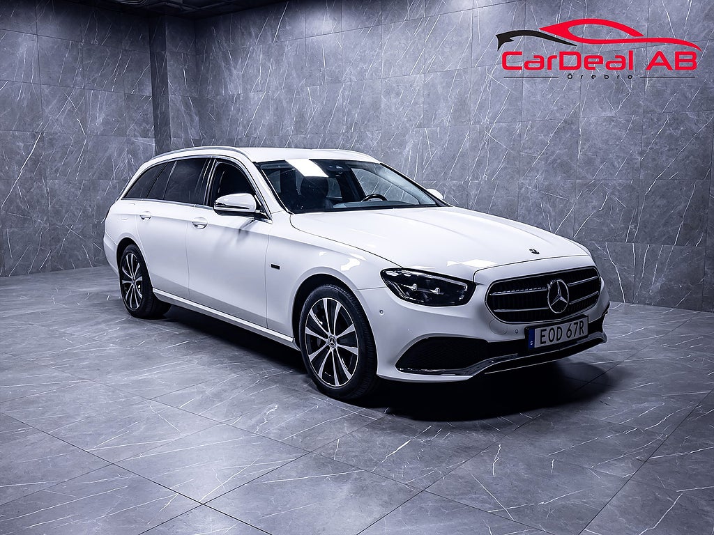 Mercedes-Benz E300 T de 9G-Tronic Widescreen Ambient Kamera Drag