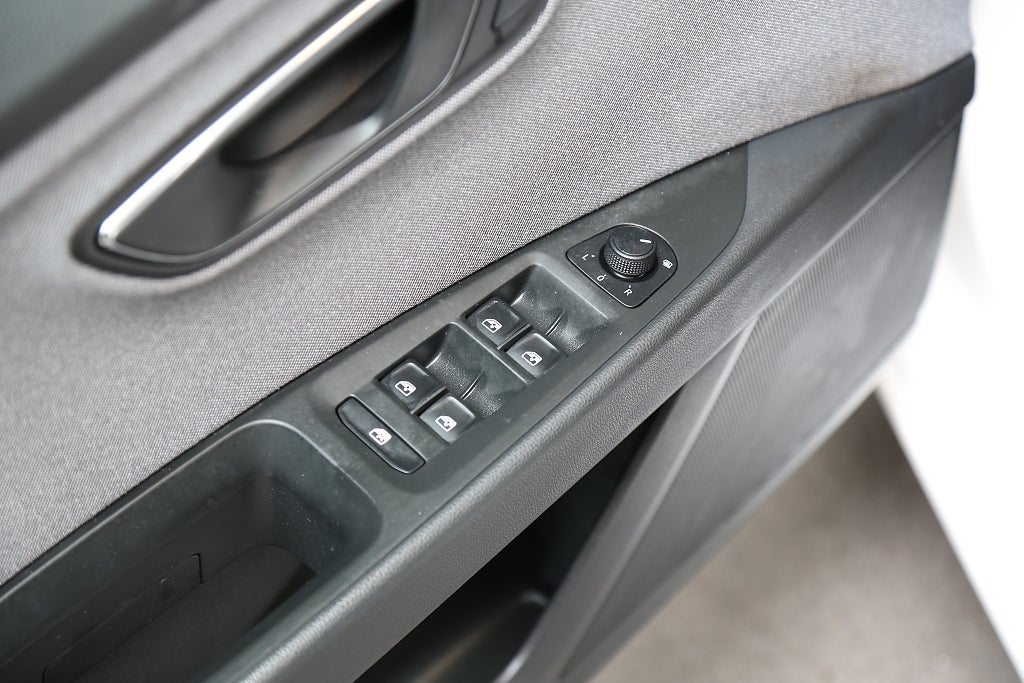 Seat Leon 1,0 TSI Style 115Hk Panorama Kamera P-sensorer 2020