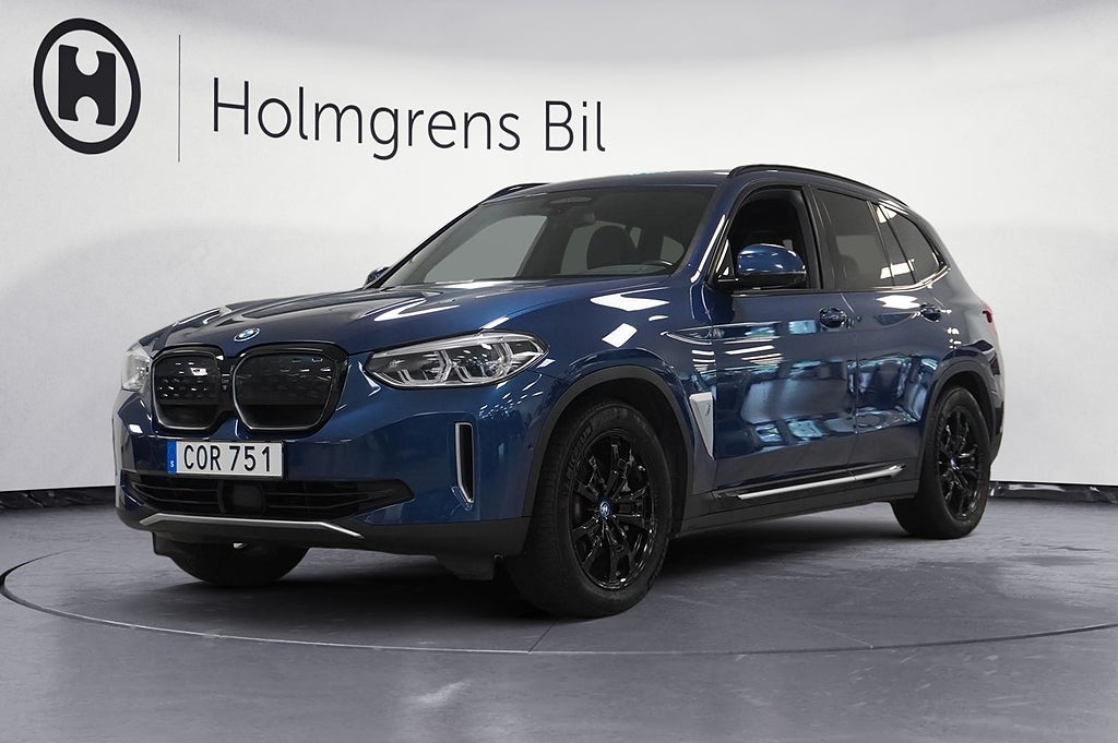 BMW iX3 3,65% ränta Charged Plus Drag HUD Läder hk