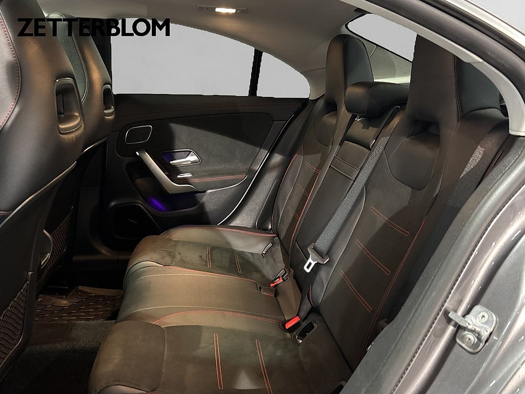 Sedan Mercedes-Benz CLA250 18 av 34