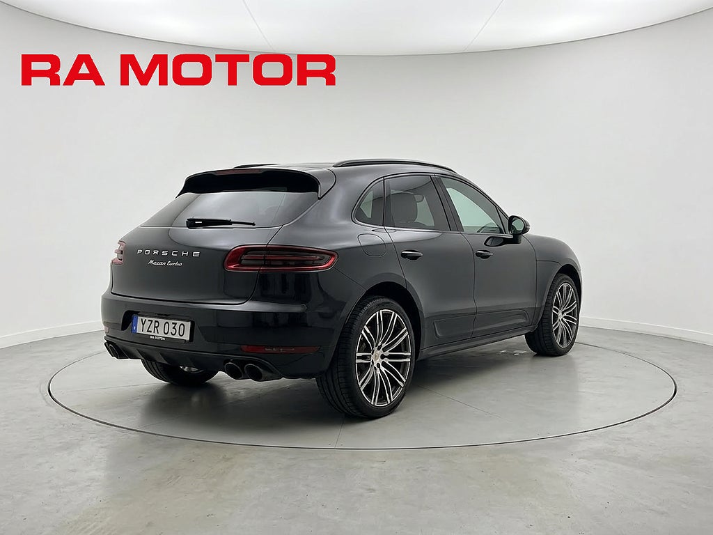 Porsche Macan Turbo 400hk |Sport Chrono|Pano|Bose|PDLS+|Värmare|