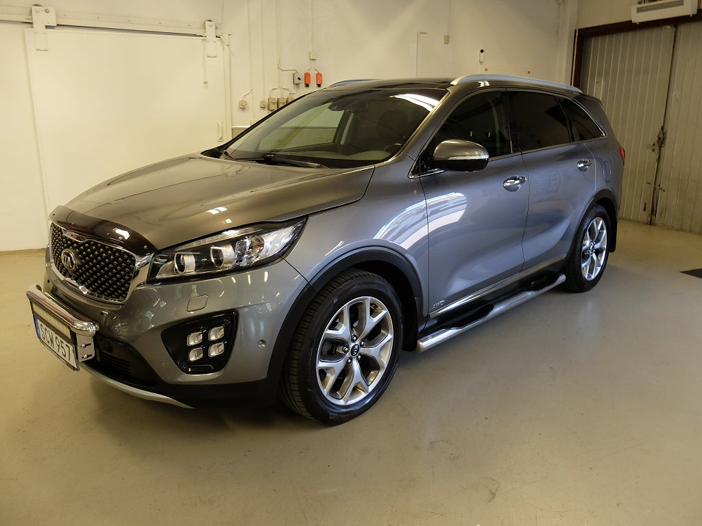 Kia Sorento 2.2 CRDi AWD AUT. 7-Sits. Glas-t Drag s+v hjul