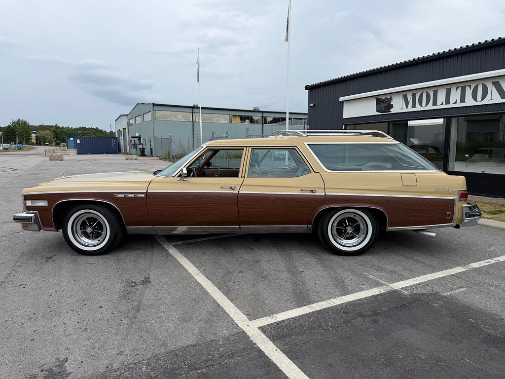 Buick Estate Wagon 3-sätes 7.5 V8 0kr insats 1610kr/mån