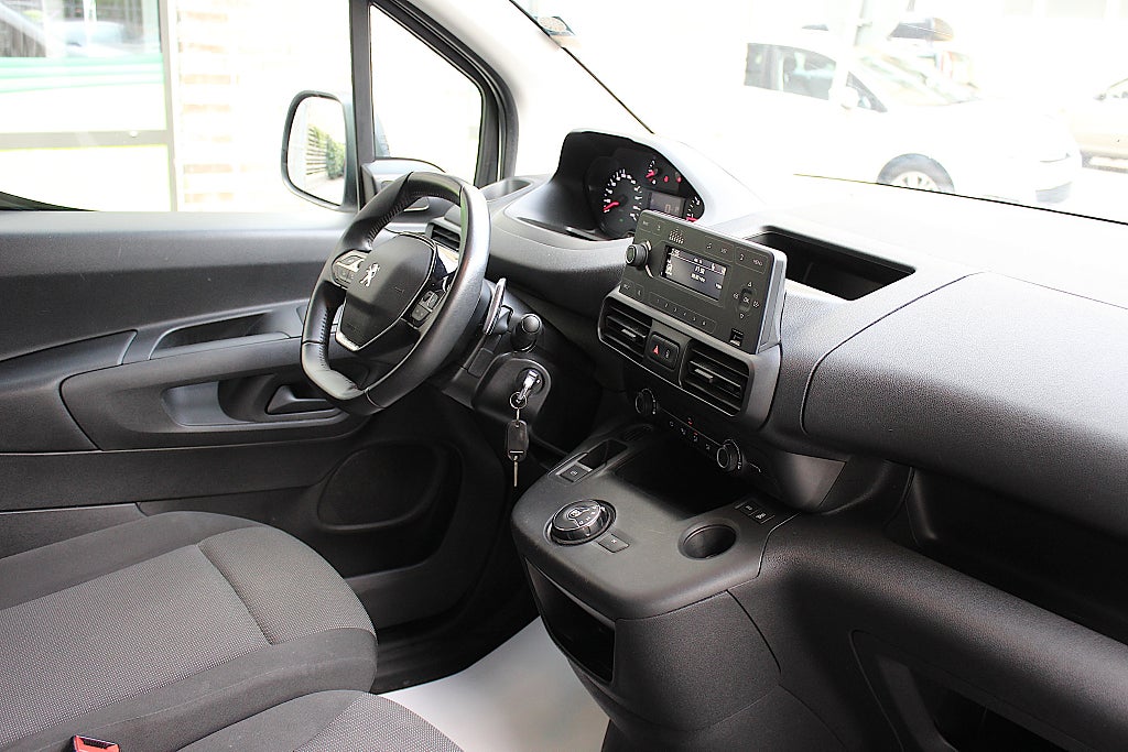 Peugeot Partner 2021 - miniatyr 14