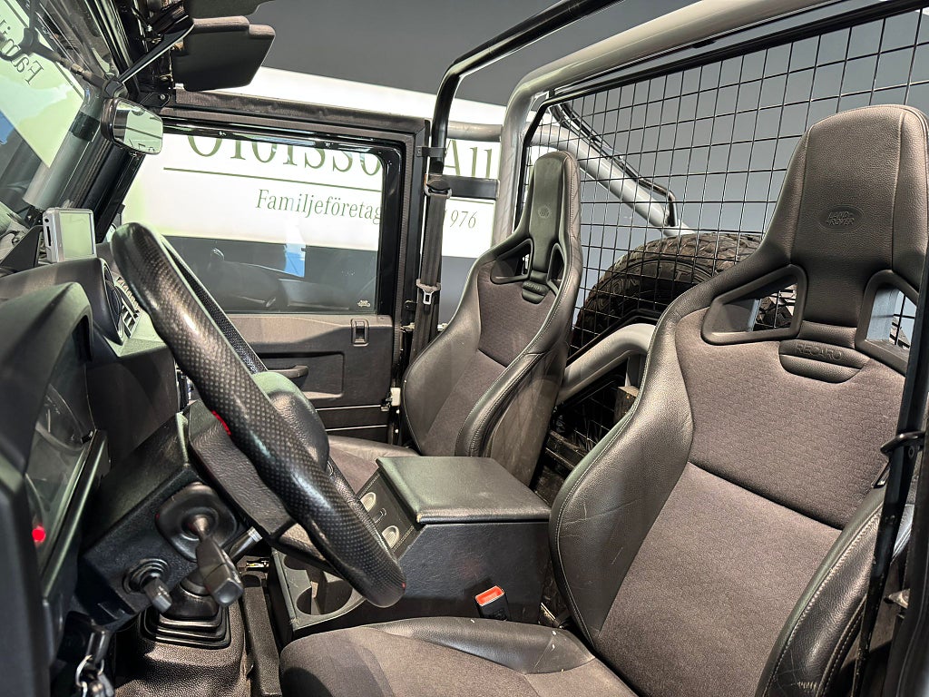 Land Rover Defender 90 Pick Up 2.4 TD4 4×4 Soft Top Winsch - bild 13