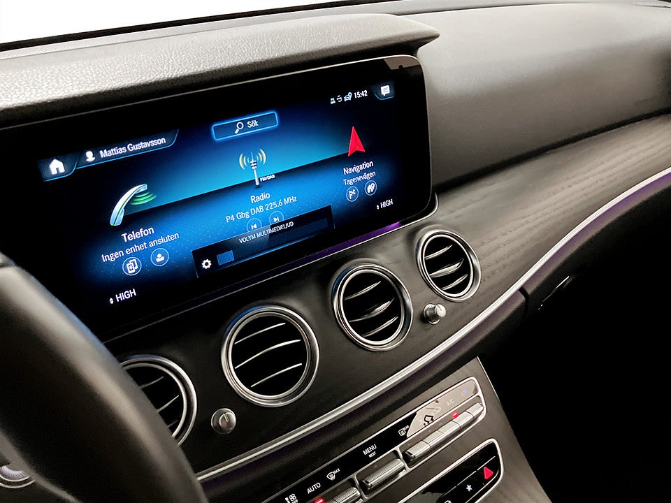 Bild på Mercedes-Benz E300 de 4MATIC AMG Line PHEV 306hk Aut B-KAMERA DRAG CARPLAY