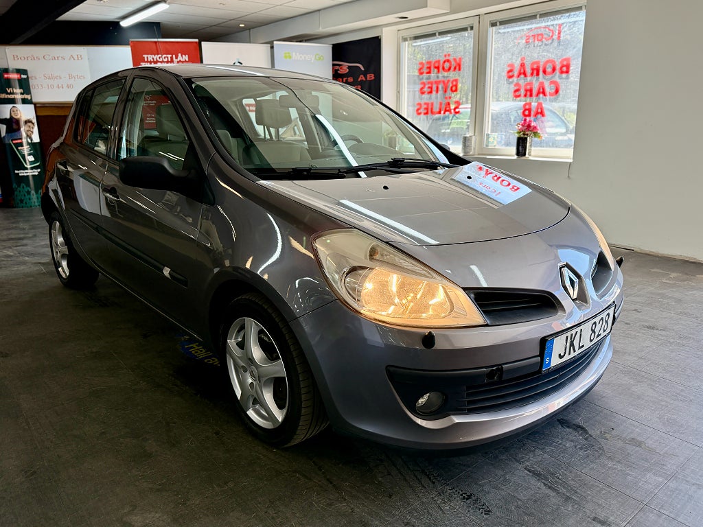 Renault Clio  1.2 (77hk)*470kr/mån* 5-dörrars*