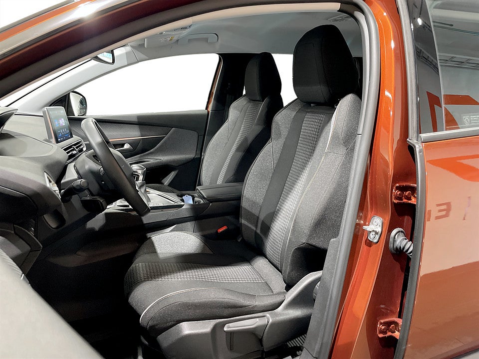 Bild på Peugeot 5008 Active Pack 1.2 PT 130hk - 7-SITS,B-KAMERA,DRAG