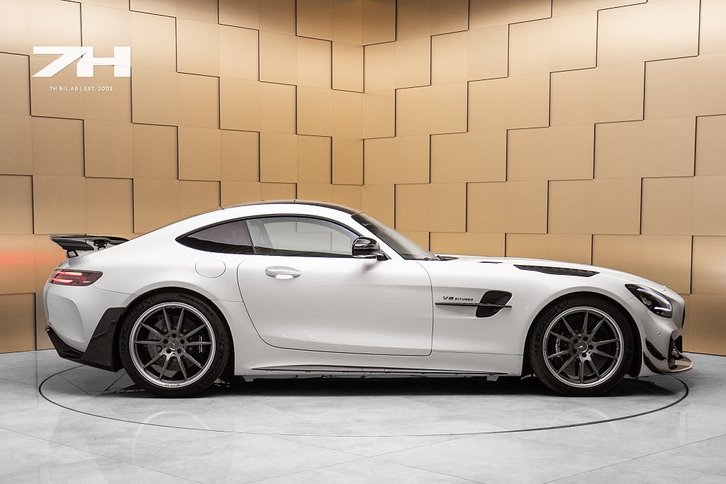 Mercedes-Benz AMG GT R PRO 585 hk / 1 av 750 / Sv. Såld / Kolfiber