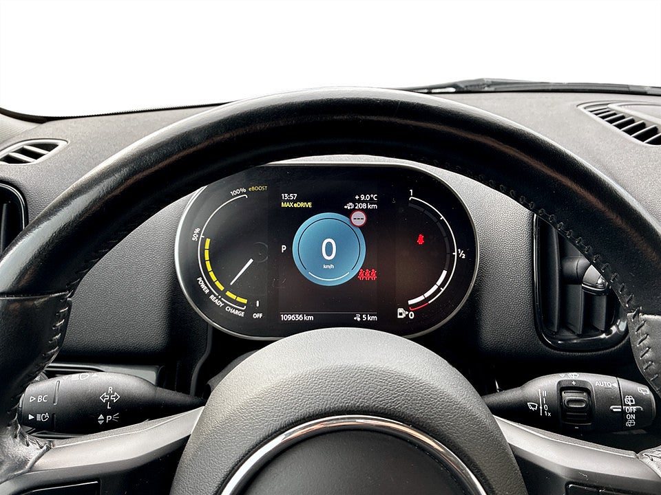 Bild på MINI Countryman Cooper SE ALL4 PHEV 220hk Aut AWD B-KAMERA NAVI