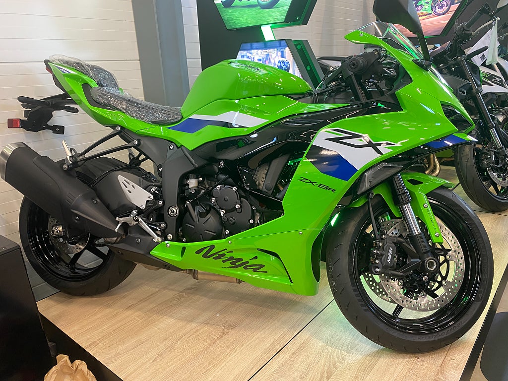 Kawasaki Ninja ZX-6R "Fabriksny hoj för omgående leverans"
