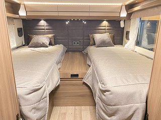 Husbil-integrerad Kabe TMI 860 Imperial LGB 23 av 52