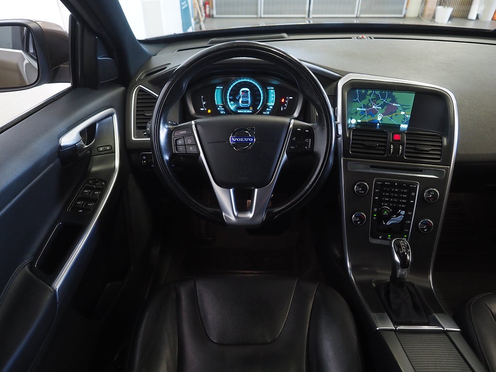 Volvo XC60 D4 Geartronic Summum Business Edition Pro Drag Pano Nav 2014