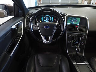 SUV Volvo XC60 16 av 26