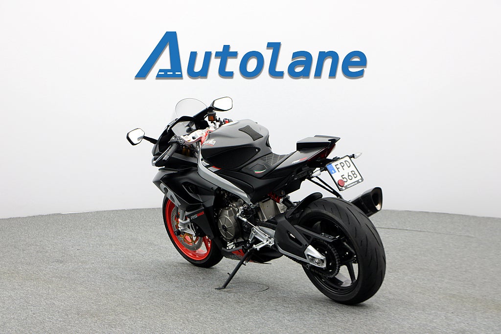 Aprilia RS 660 *Akrapovic Nyservad
