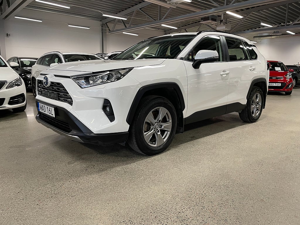 Toyota RAV4 Hybrid AWD-i E-CVT Active M-Värmare B-Kam