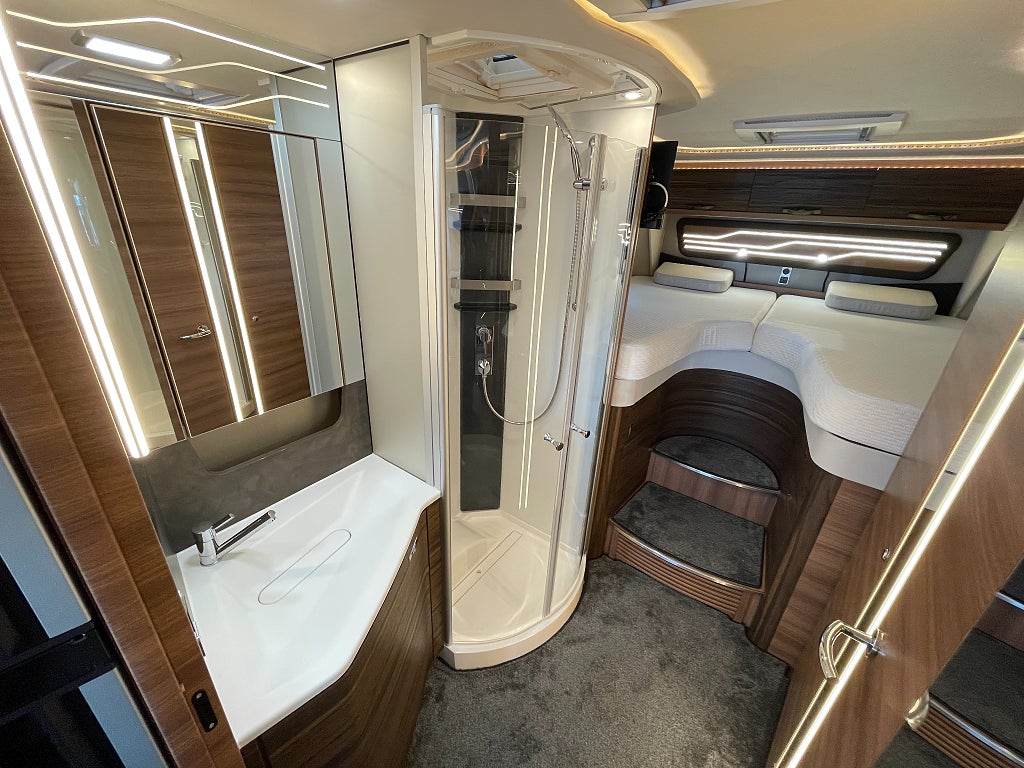 Knaus 900 LEG Sun I / Hydraul-ben /AC- Bodel/Solcell x8 / litium / Inv - Knaus