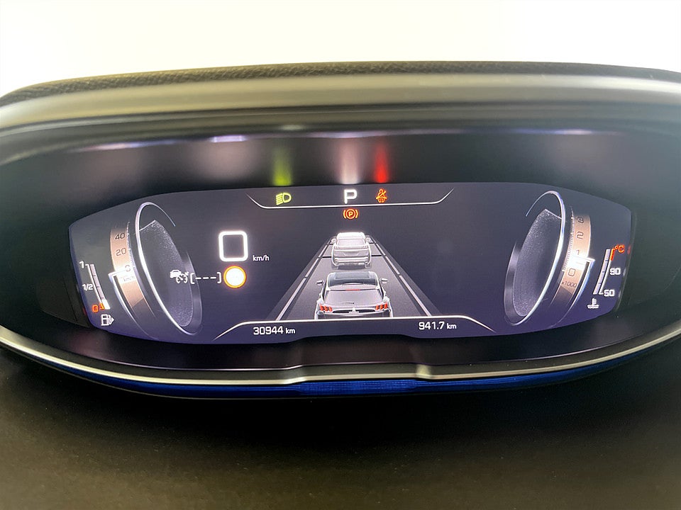 Bild på Peugeot 5008 GT 1.2 PT 130hk Aut 7-SITS B-KAMERA CARPLAY