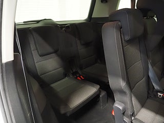 Minibuss Volkswagen Touran 18 av 20