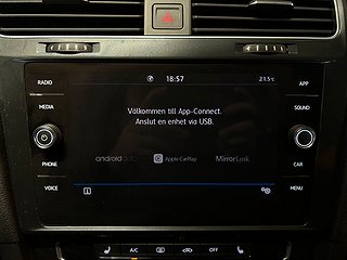 Volkswagen Golf 5-dörrar 1.6 TDI Dragkrok/SoV/Värmare/Kamera