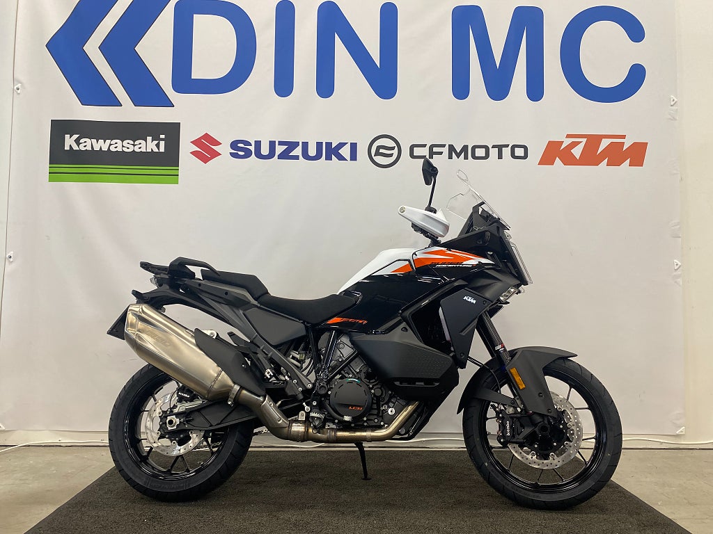 KTM 1390 Super Adventure S  "för omgående leverans"