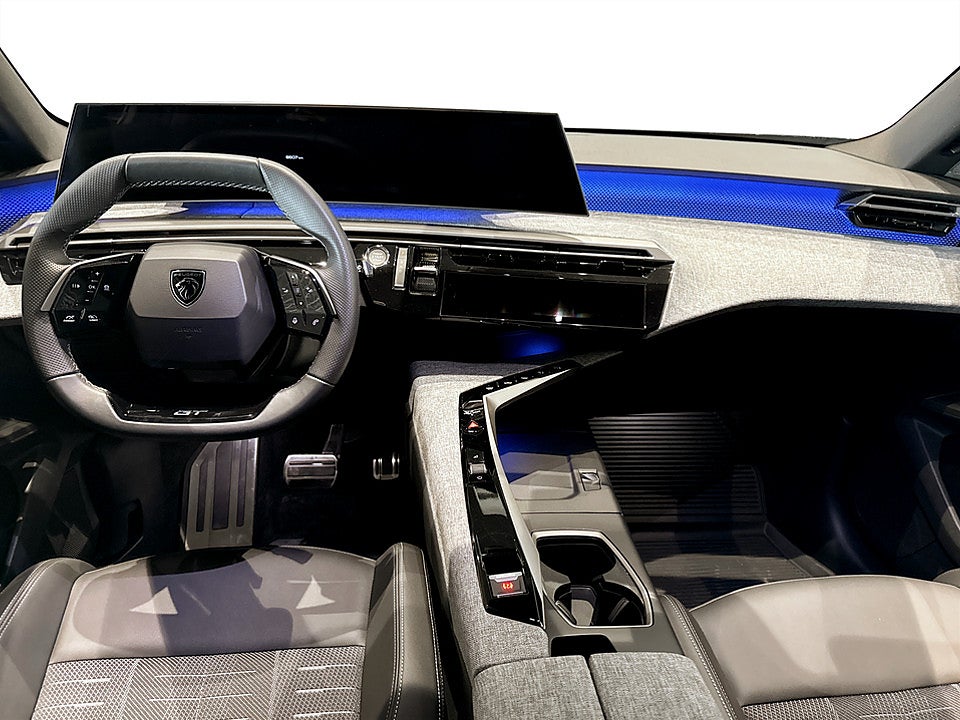 Bild på Peugeot E-3008 GT 86kWh 214hk Aut B-KAMERA CARPLAY