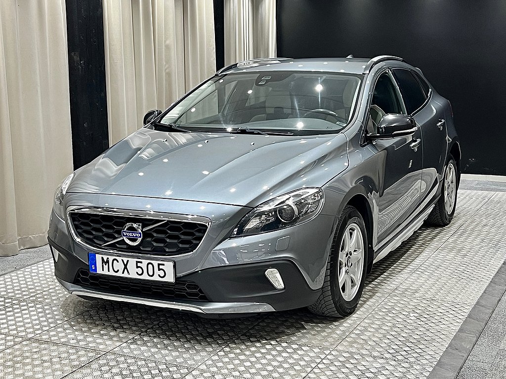 Volvo V40 Cross Country D4 Summum Navi Skinn Kamera Keyless