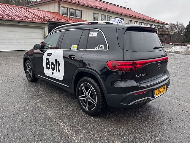 Mercedes-Benz EQB 250+