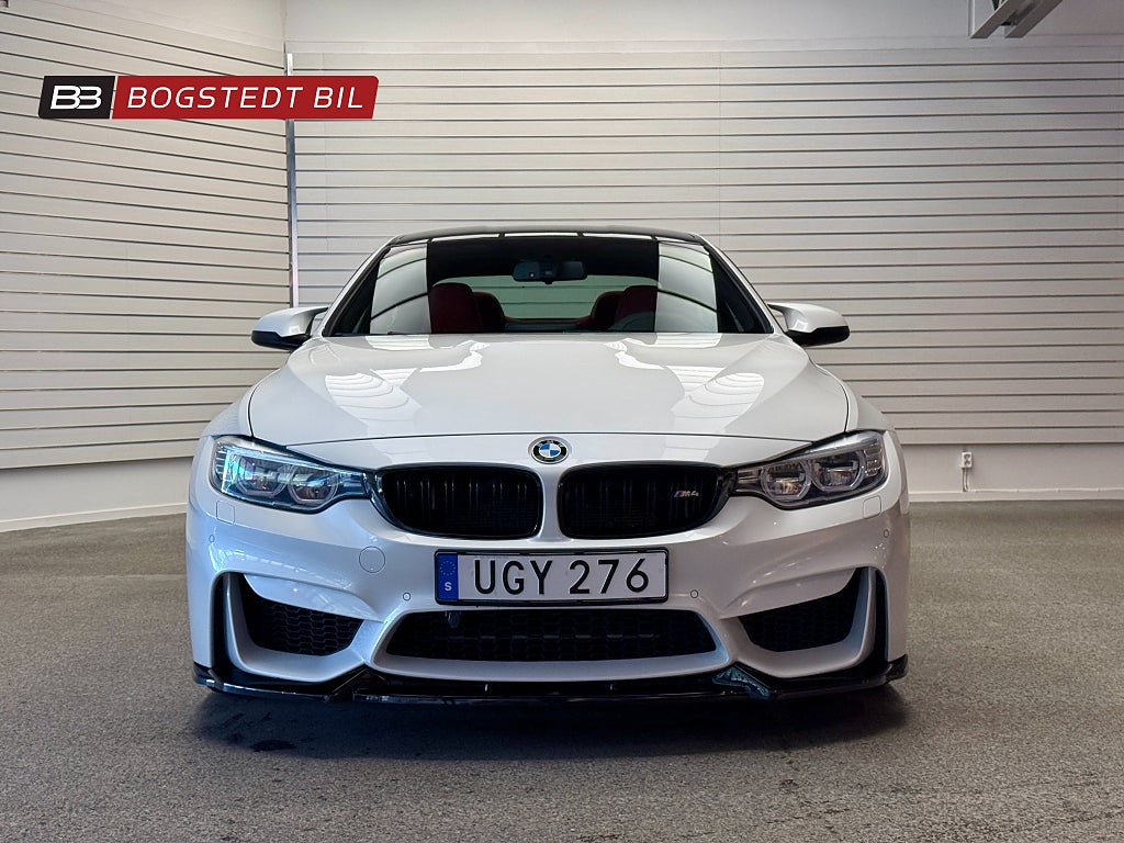BMW M4 Coupé DCT 431hk | HuD | Kolfiber tak