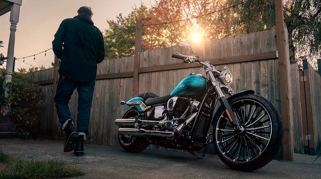 Harley-Davidson Breakout 117 Boka din 2026 idag!
