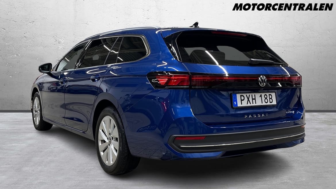 Volkswagen Passat 2024, photo 5/10