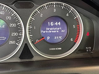 Volvo XC60 D4 AWD Aut Momentum S&V/Drag/Pano/Dvärm/Skinn/Krem bytt – bild 22