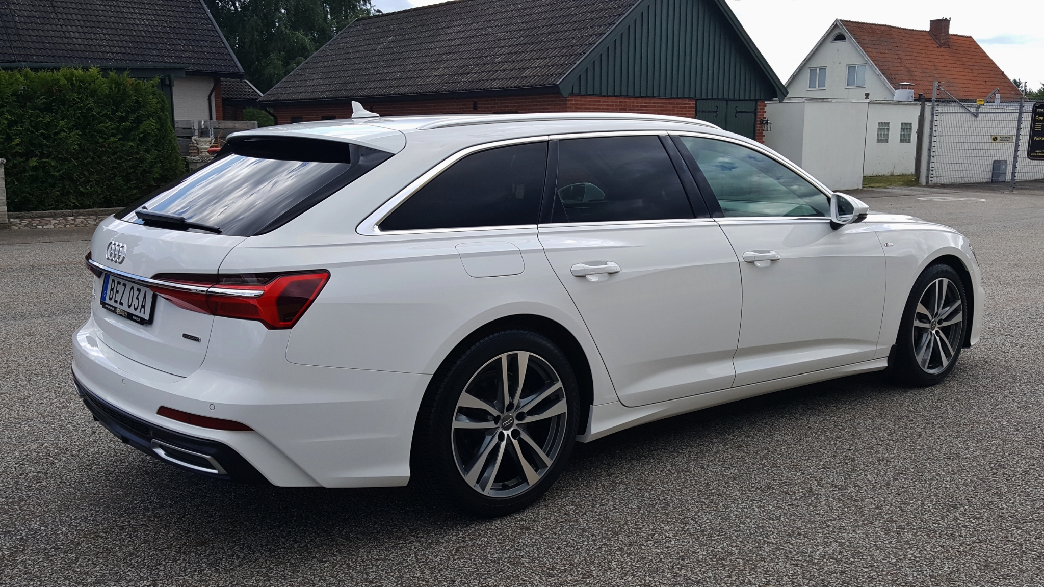 Audi A6 2020, bild 2/61