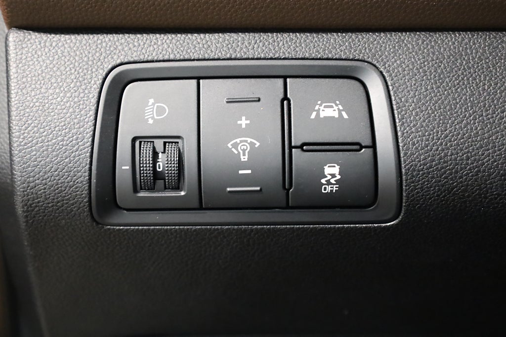 Hyundai i20 1,4 101hk Premium PDC Blåtand USB Rattvärme 2016