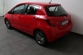 Halvkombi Toyota Yaris 4 av 24