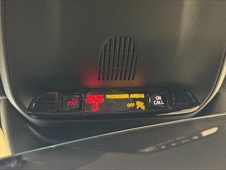 Volvo XC40 T3 Momentum 156hk Drag/Mvärm/Rattvärme/P-sens/S&V