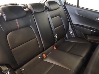 Halvkombi Kia Picanto 10 av 20
