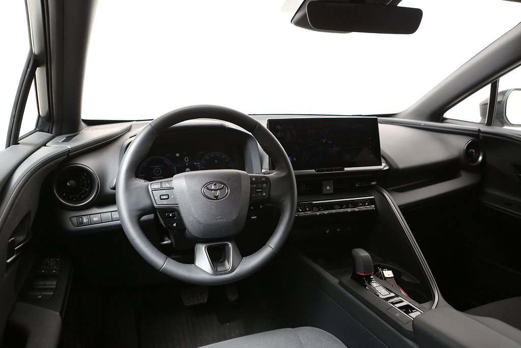 Toyota C-HR 1,8 Hybrid e-CVT Style Teknik Navi 2024