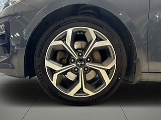 Kia Ceed Sportswagon 1.4 T-GDI Backkamera Rattvärme Mvärme S&V – bild 14