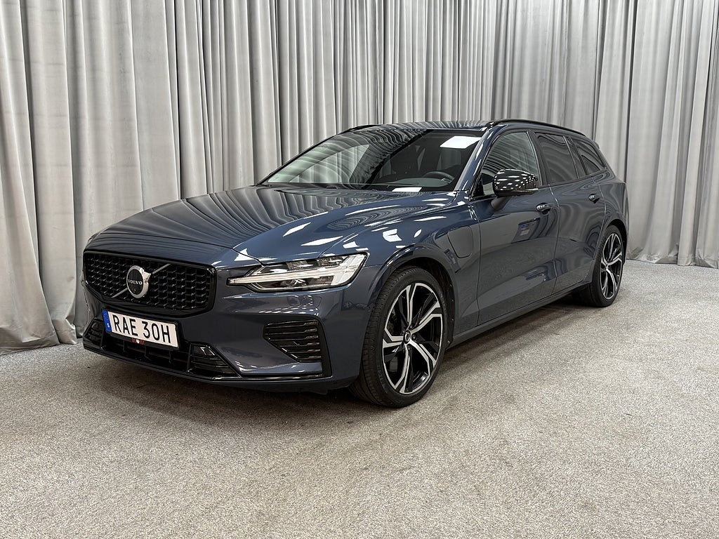 Volvo V60 T6 Recharge 350HK Ultimate Dark AWD Drag/H&K/Panorama