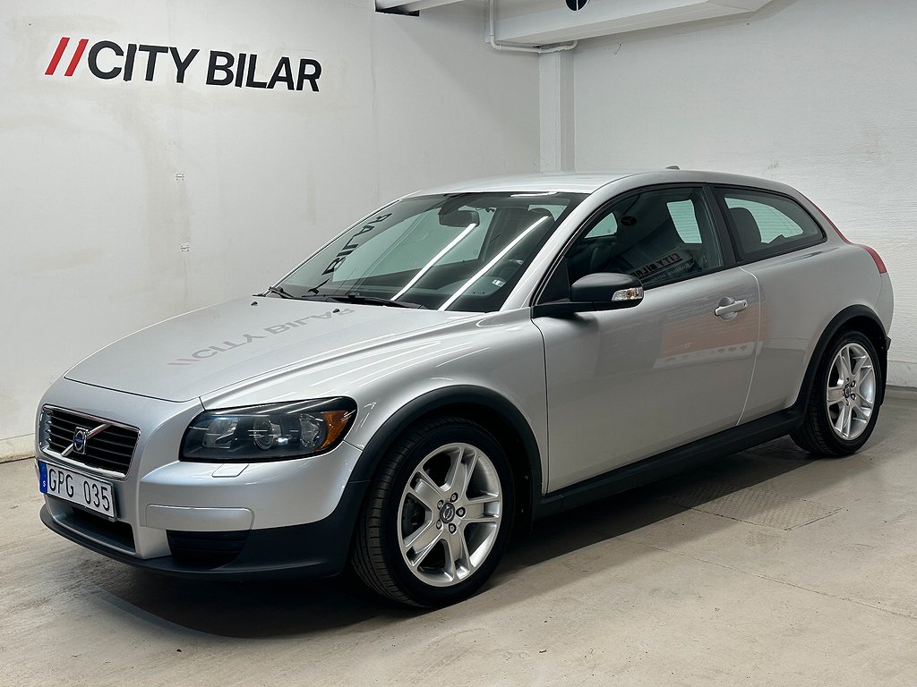 Volvo C30 2.4 Kinetic Automat Euro 4 Drag Nybesiktad Nyservad