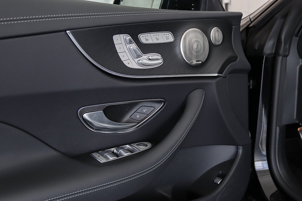 Mercedes-Benz AMG E 53 4MATIC+ Cab Premium+ Massage Burmester Airmatic