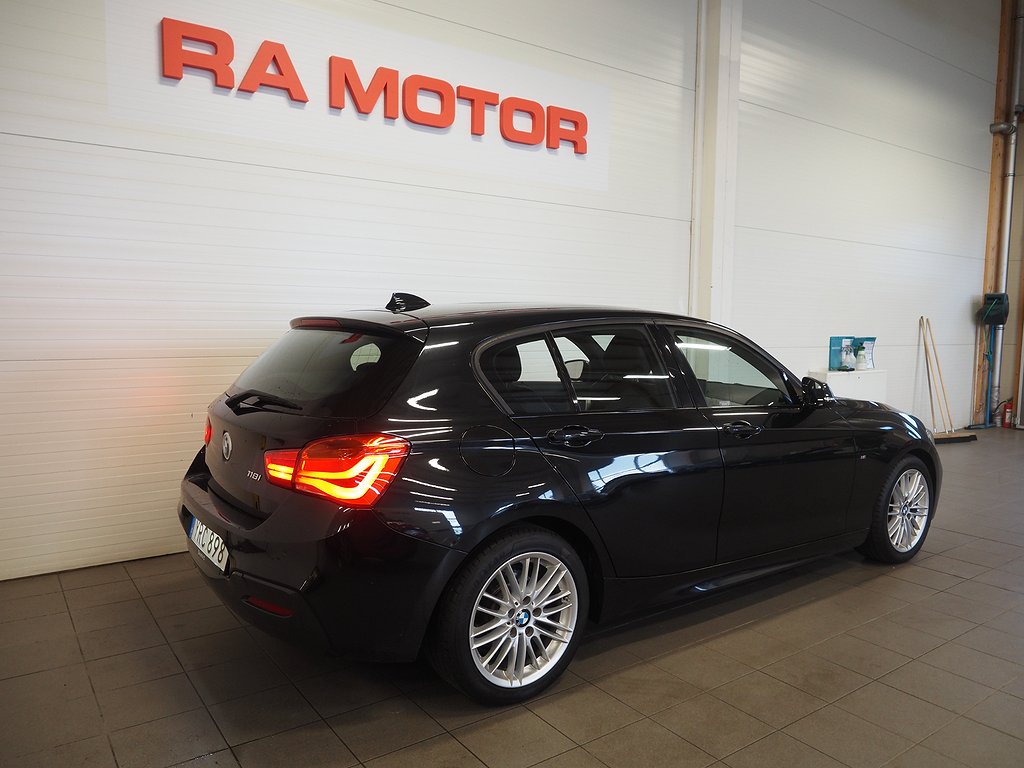 BMW 118I 136hk Steptronic M Sport | Skinn | PDC | 2019
