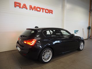 Halvkombi BMW 118I 5 av 21