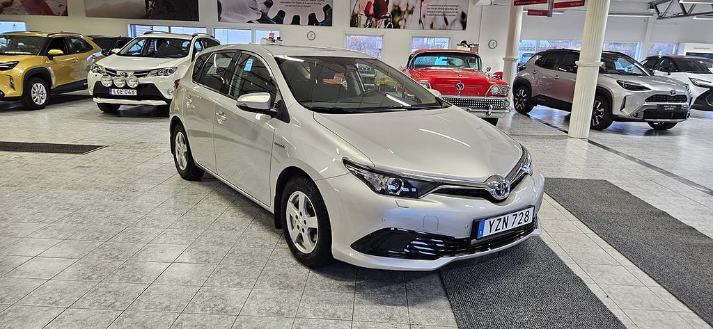 Toyota Auris Hybrid