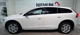 Volvo V60 Cross Country D4 AWD Classic Drag Kamera Dvärm SoV